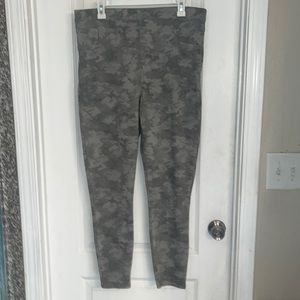 SPANX Gray Camo High-Waist Leggings